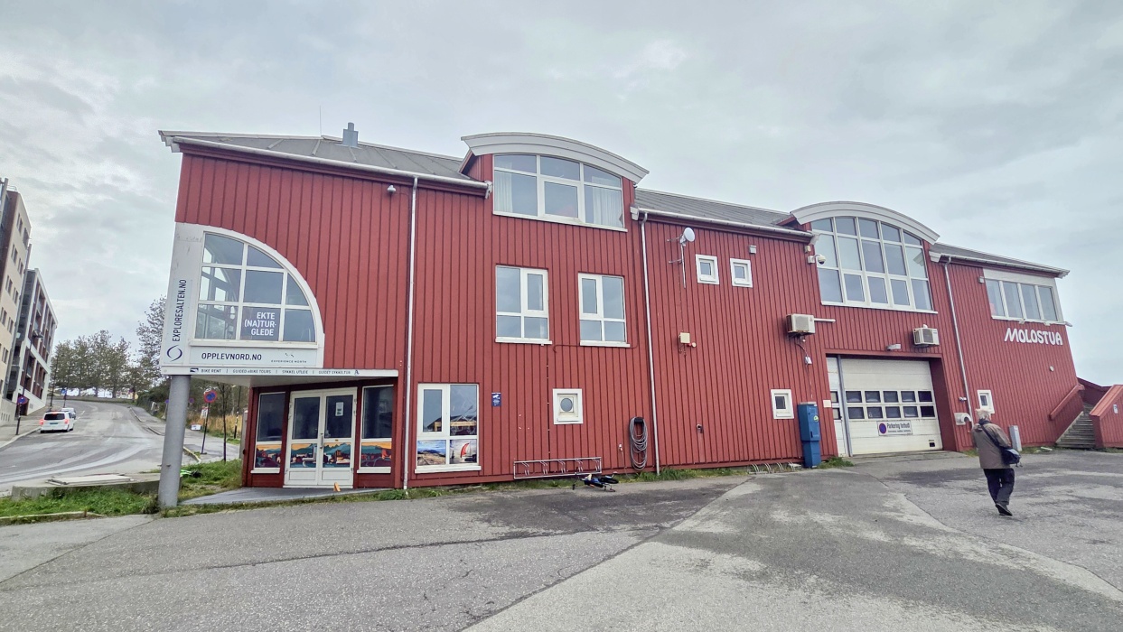 Molostua(モロストゥア)。ここでクルーズ等をオファーしている。