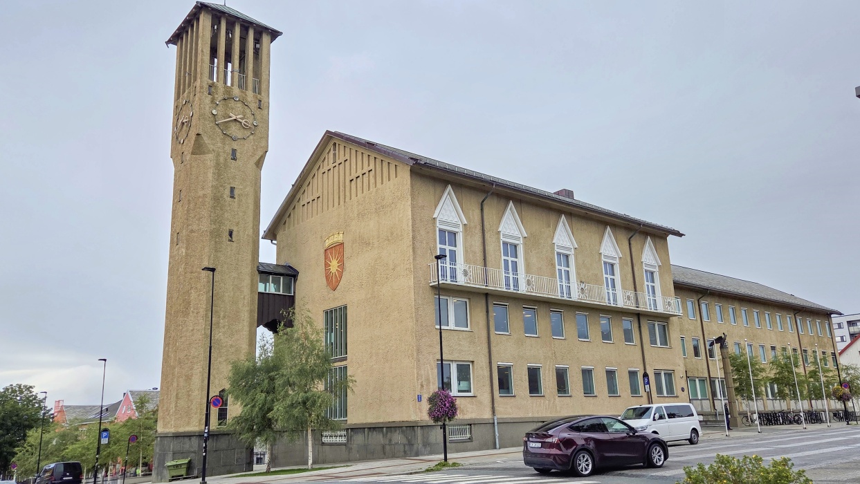 Bodø rådhus(ボードー市庁舎 Bodø Town Hall)